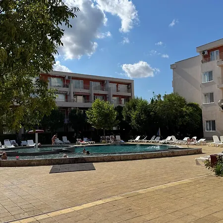 아파트 Nessebar Club 95 A 4 B Sunny